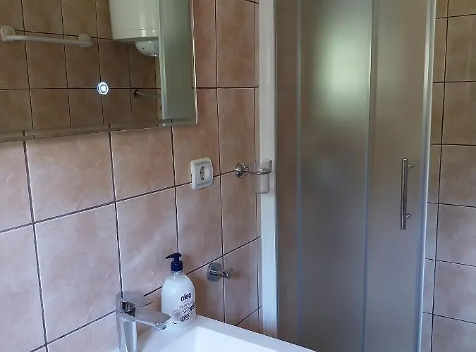 Apartman With Parking Space - 10404